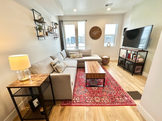 Sala de estar - 1810 Irving St