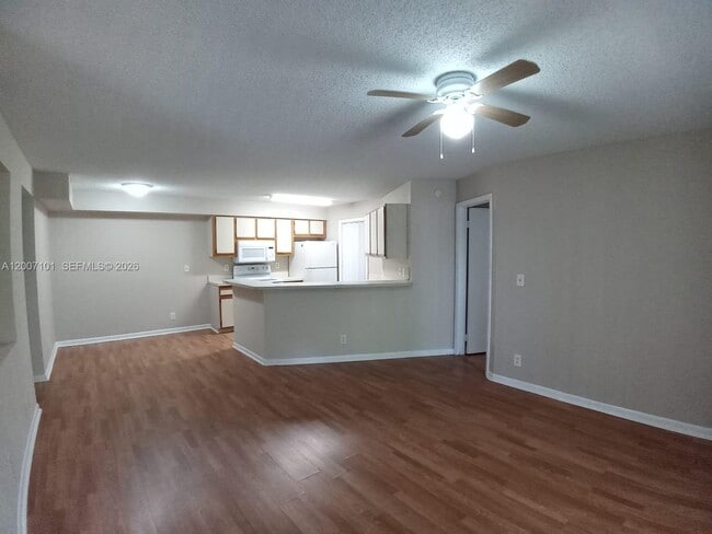 Photo - 9999 Summerbreeze Dr Unit 504