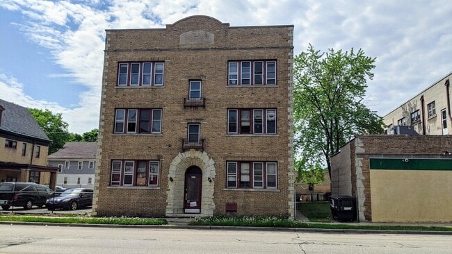 Photo - 4821 W Burleigh St