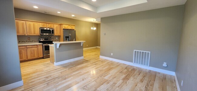 Photo - 1035 Rd Runner St