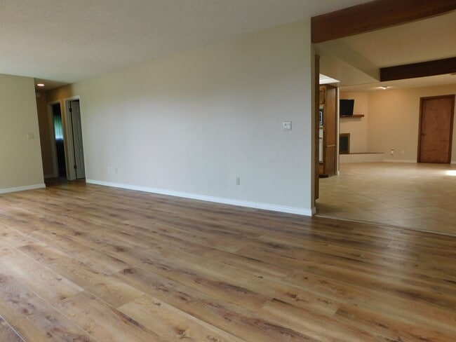 Photo - 2700 G Rd