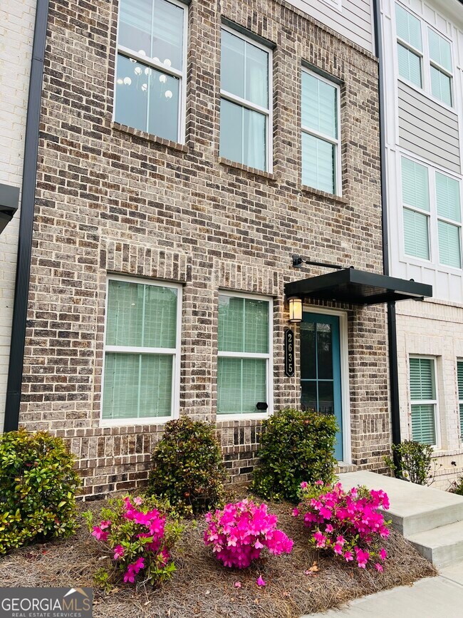 Photo - 2635 Creekside Dr NW