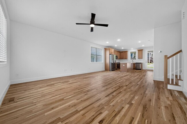 Photo - 3807 Burt Dr