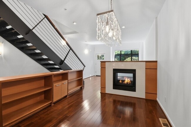 Photo - 2Bd/1.75Ba Bellevue Townhome