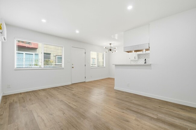 5549 Fulcher Ave Unit 1