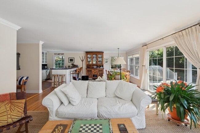 Photo - 24 Clamshell Ave