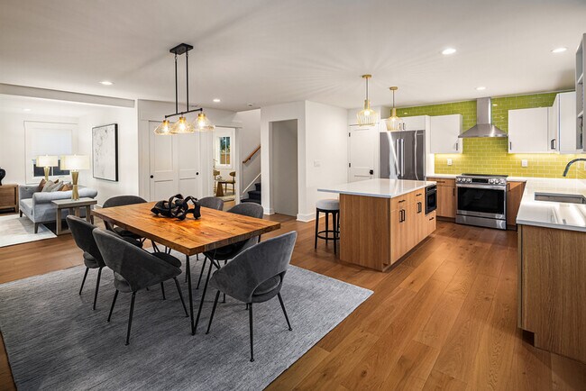 Photo - 4402 Letitia Ave S