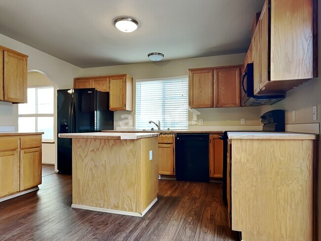 Photo - 7815 205th St E