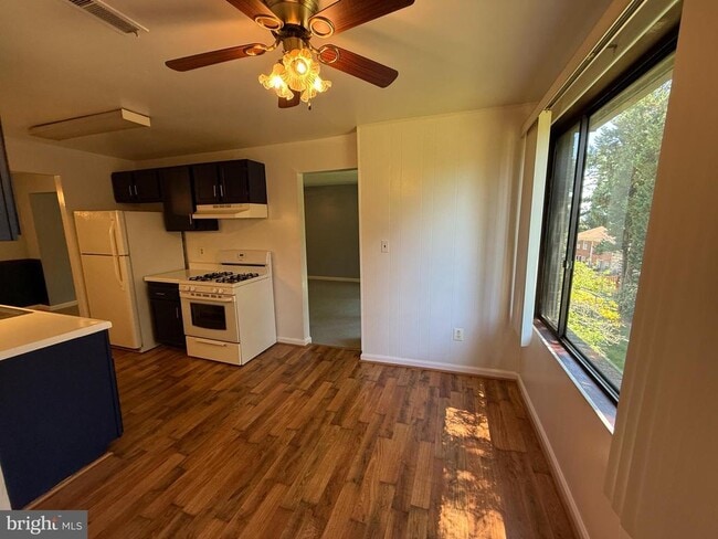 Photo - 8709 Hayshed Ln Unit 33