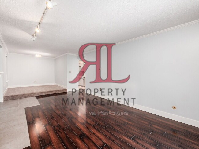 Photo - 1212 Lake Shore Dr
