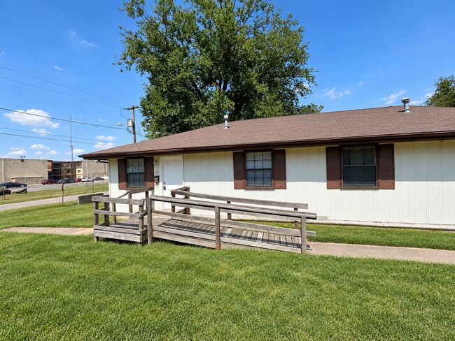 2220 N Pierce Ave Unit A
