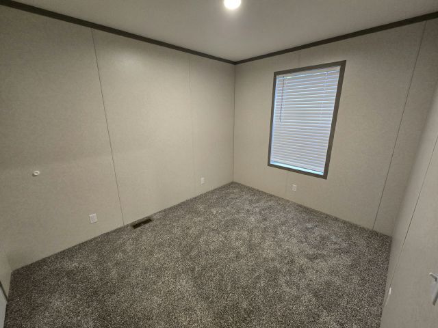 Photo - 305 Louva Ln