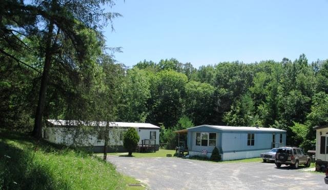 Photo - Widows Creek Mobile Home Park