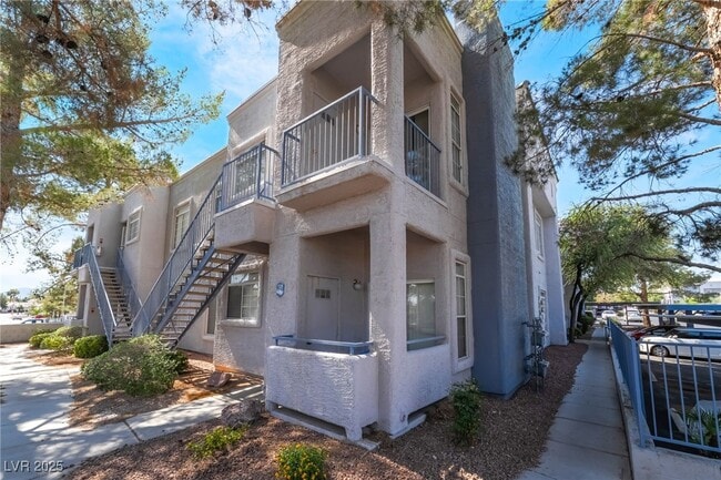 Building Photo - 2201 Ramsgate Dr Unit 128 Rental
