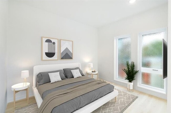 Photo - 2721 N Howard St Unit 2 Bedroom