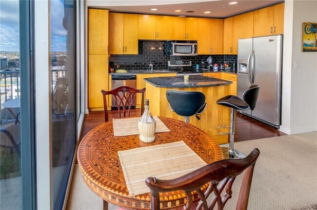 Photo - 360 Nueces St Unit 1210