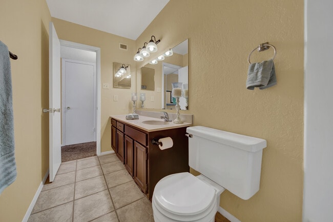 Vista Ventana Apartments