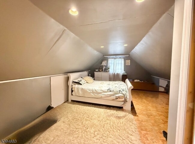 Photo - 140 Liberty St