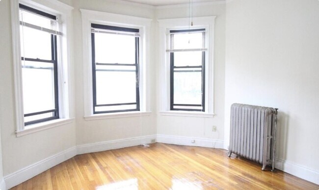 Photo - 171 Washington St