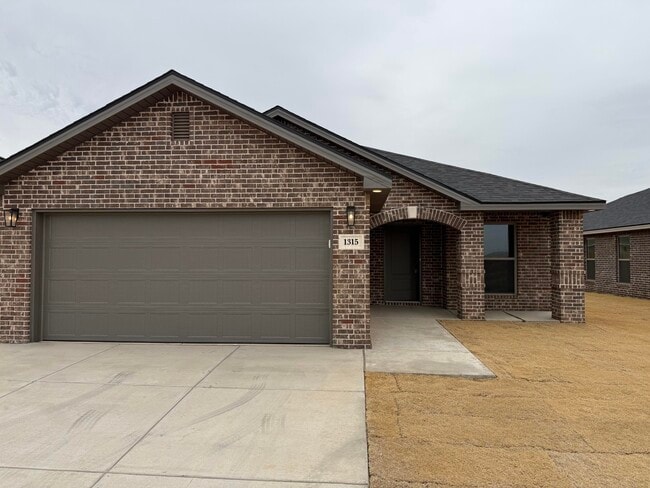 Building Photo - 1315 N Chicago Ave