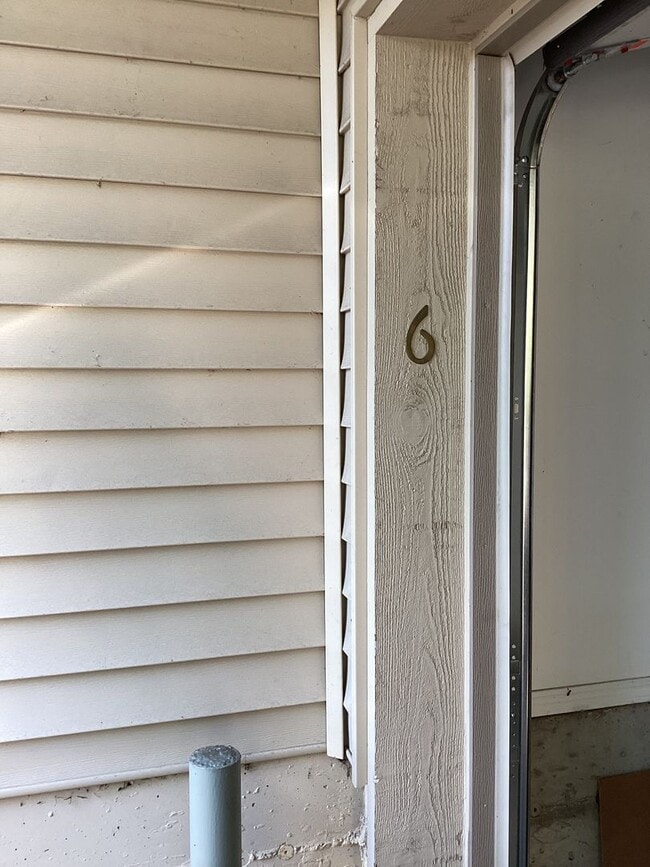 Photo - Comfort, Convenience & Charm in the Heart ...