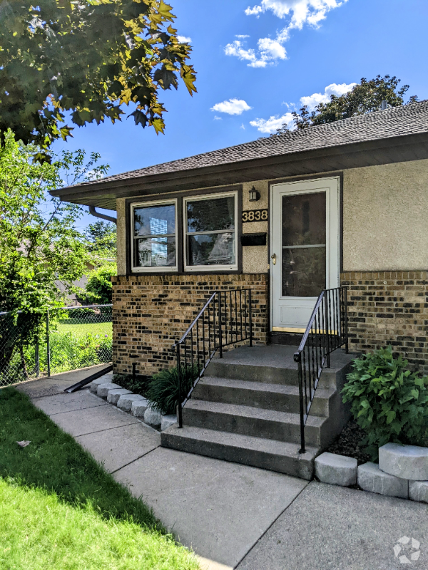 Building Photo - 3838 Snelling Ave Rental