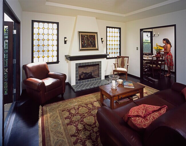 Photo - 124 Carr Dr Unit A