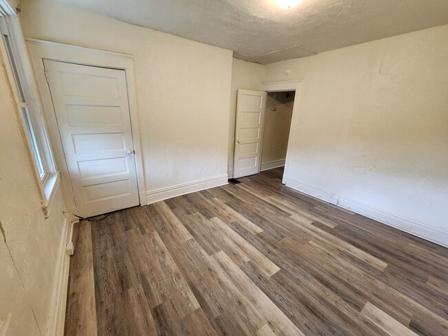 Photo - 1157-1159 South Ave Unit 1157-South