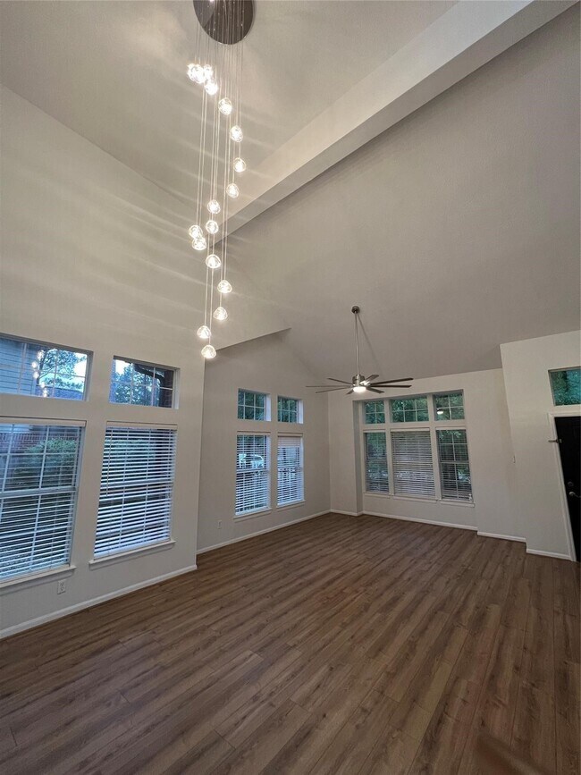 Photo - 34 E Trillium Cir