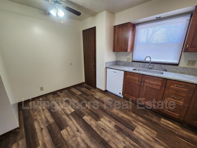 Photo - 1507 David Dr Condo