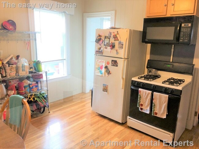 Photo - 2 Ibbetson St Unit #2