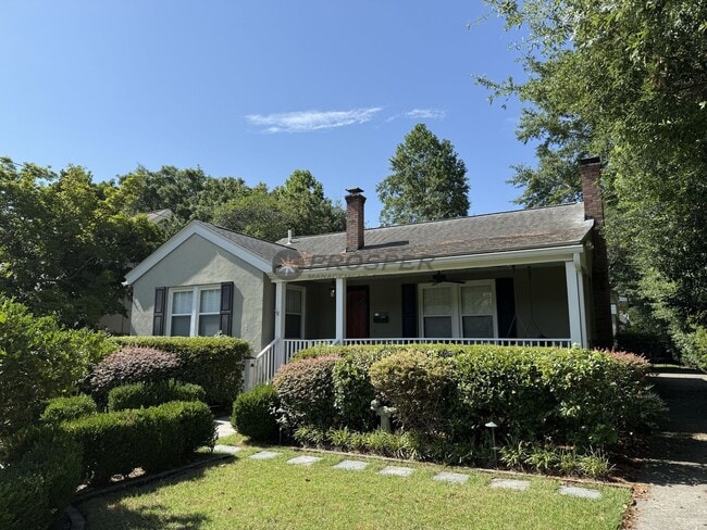 Building Photo - 575 Elizabeth Ln W