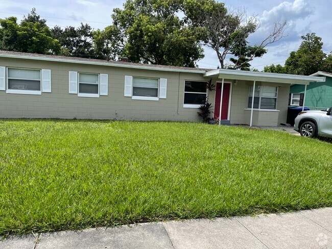 Building Photo - 4836 Turnbull Dr Rental