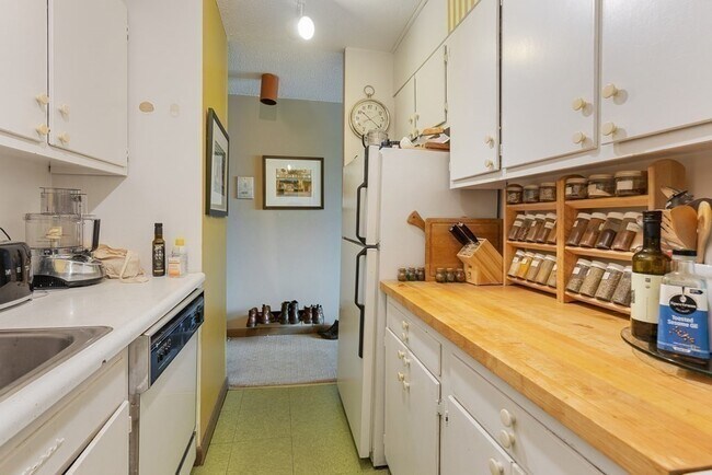 Photo - 12 Inman St Condo Unit 62
