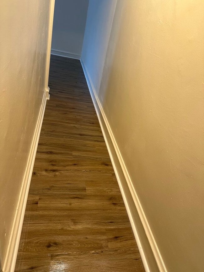 Photo - 109 Windsor St Unidad 1st Floor