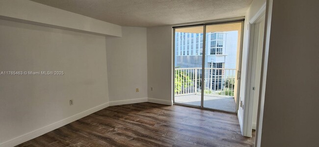 Photo - 102 SW 6th Ave Condo Unit 410