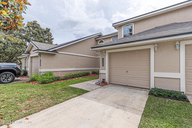 Photo - 2315 Wood Hollow Ln