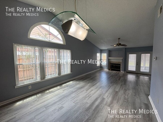 Photo - 3117 Bridgeford Dr