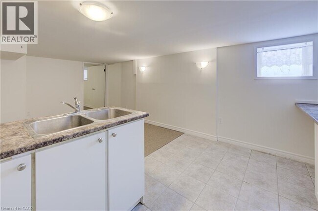 Photo - 125 Margaret Ave