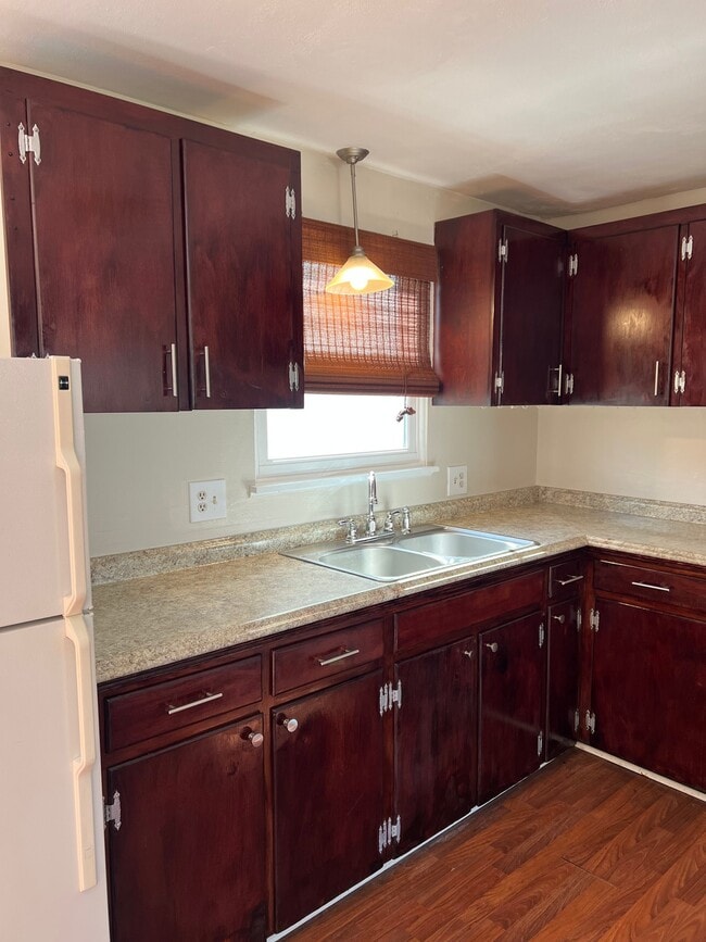 Photo - 313 Elm St