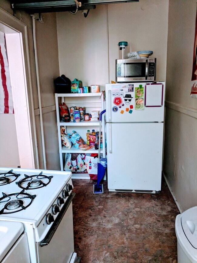 Photo - 1128 W. Grace St.*