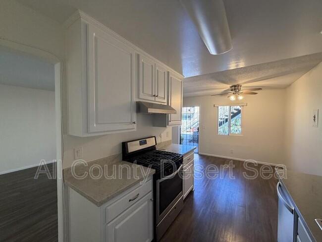 Photo - 1587 Coriander Dr Unit B