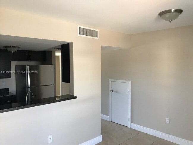 Photo - 1990 NW 4th Ct Unit 7