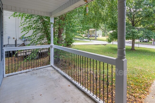 Photo - 8147 Karr St