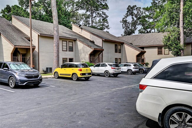 Photo - 12900 Walden Rd Unit 6