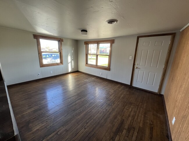 Photo - 1139 Perrot St