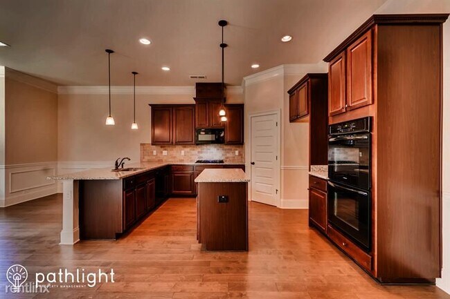 Photo - 5 br, 4 bath House - 2005 Ballymeade Lane ...