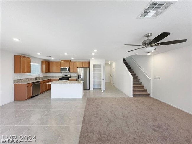 Photo - 5475 Barcola Ave