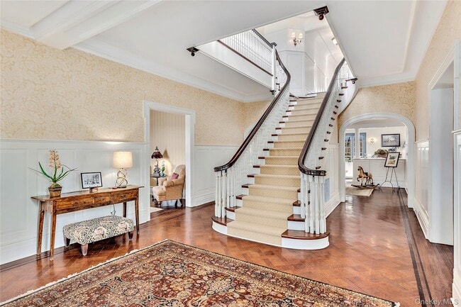 Photo - 270 Guard Hill Rd