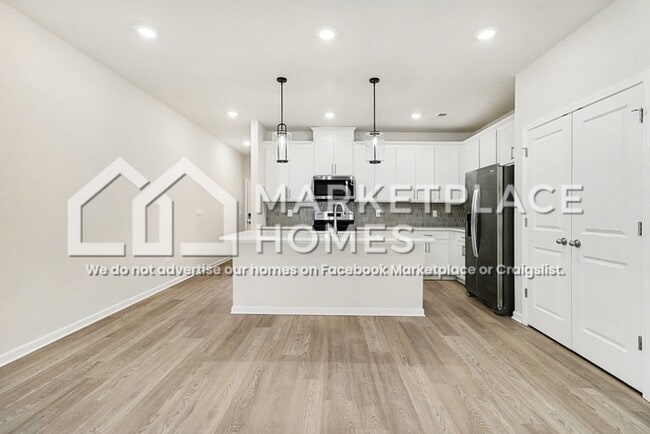 Photo - 2103 Avalon Rdg